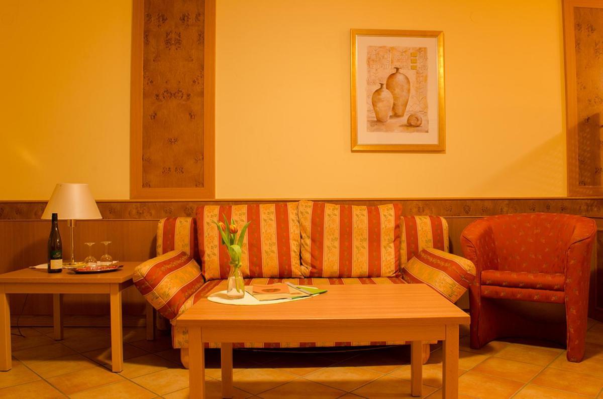 Gaestehaus Vinetum Altdorf  Esterno foto