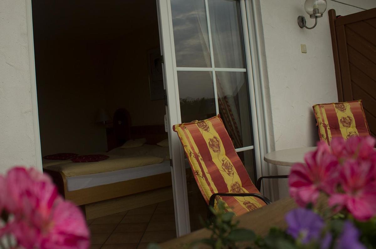 Gaestehaus Vinetum Altdorf  Esterno foto